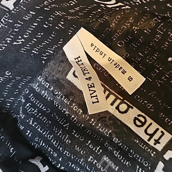 LIVE 4 TRUTH sheer cover - Picture 4 of 6